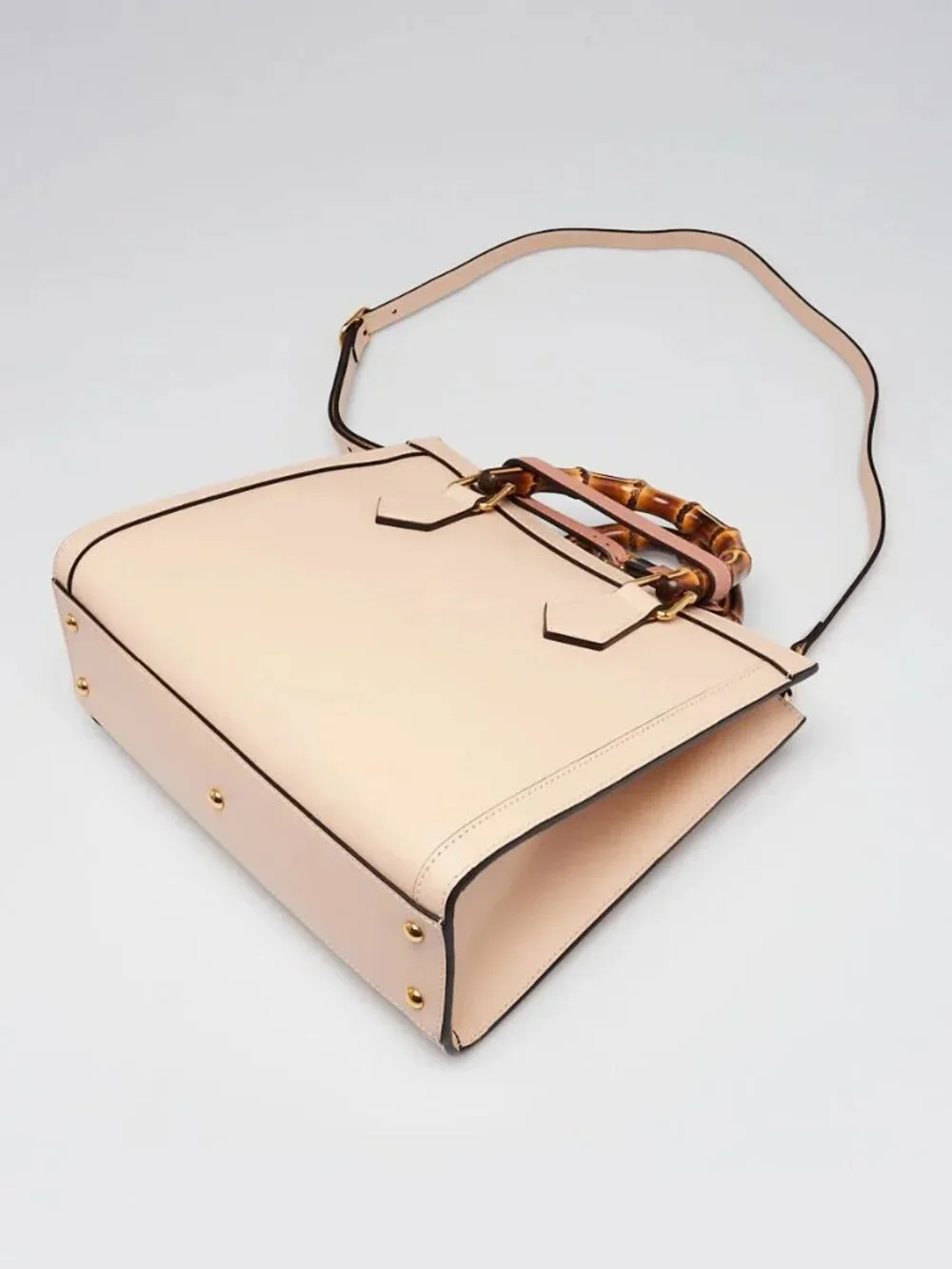 Gucci Beige Smooth Leather Small Diana Tote Bag